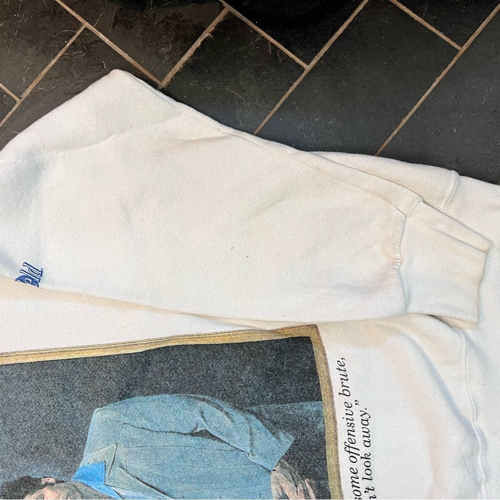 Authentic vintage Seinfeld sweatshirt - Picture 3 of 6